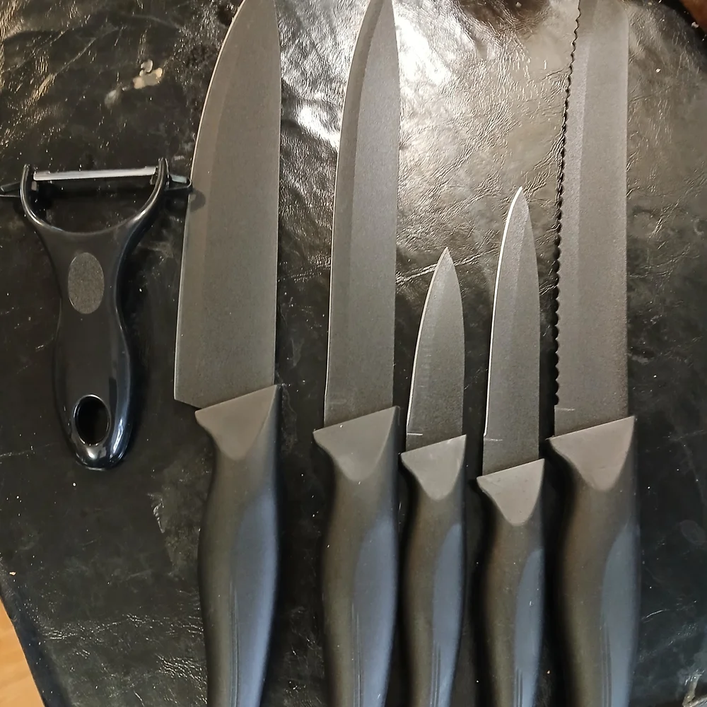 5pc Knife Set with Peeler New Black